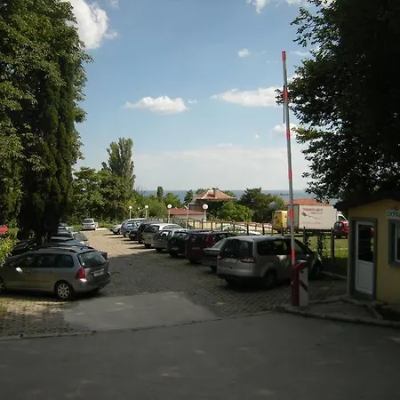 Persey Hotel 3*
