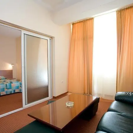 Persey Hotel